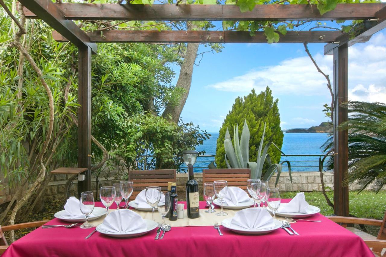 Royal Holiday Apartments Sveti Stefan Exterior photo