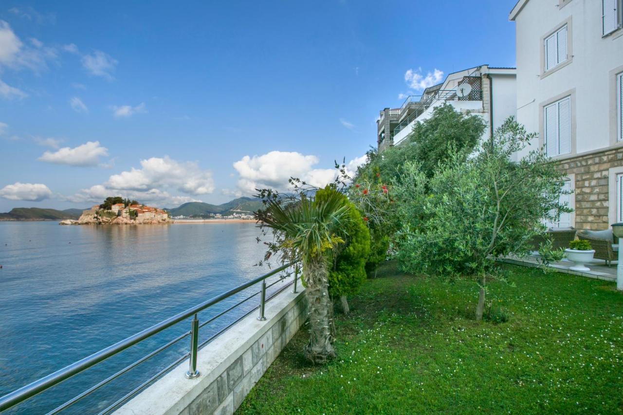Royal Holiday Apartments Sveti Stefan Exterior photo